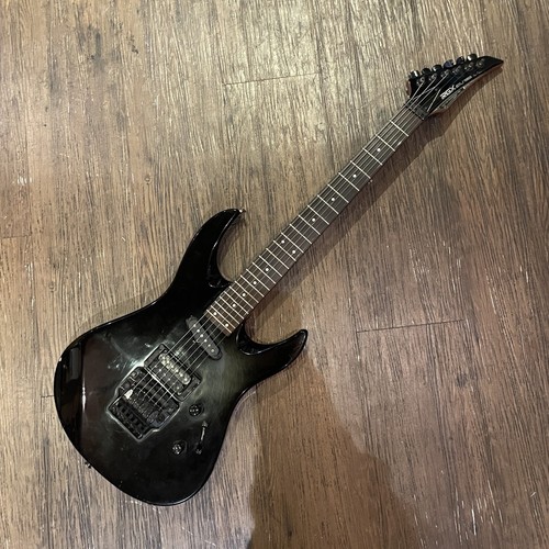 Chitarra elettrica giapponese