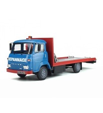 OTTOMOBILE 1/18 (OT885)  ---