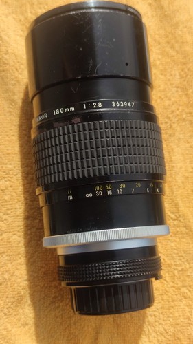Nikon 180mm 2 8 manuale - f/2.8,