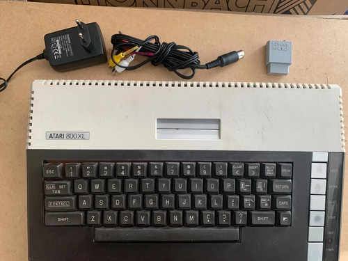 Atari 800xl - atari,