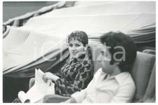 1970 ca MUSICA Orietta BERTI in sala per prove con Osvaldo PATERLINI (3) - Foto