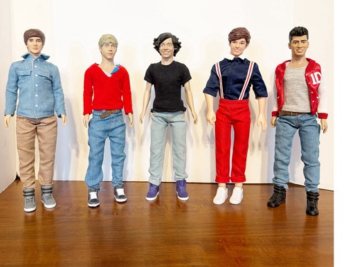 Set bambola one direction - set,