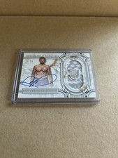 2024 Topps Royalty UFC Regalia