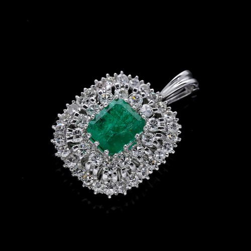 Ciondolo diamanti smeraldo