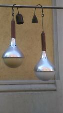 coppia lampadari a sospensione design anni 60 alluminio legno e sfera vetro