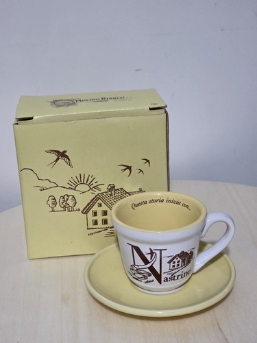 Tazzina caffè con piattino - caffè,