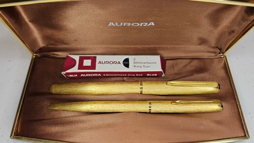 677 aurora fountain and - 677.,