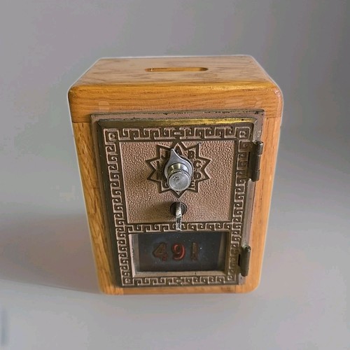 Antica scatola porta monete