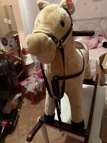 Cavallo dondolo - a,