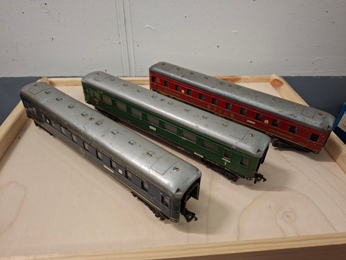 Fleischmann vagoni in - h0,