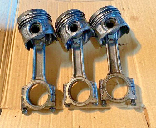 Pistoni 7657 con n - pistoni, n.3