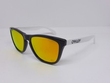 Oakley Frogskins Polished Black White w/Fire Iridium Lens SKU 24-418 Heritage