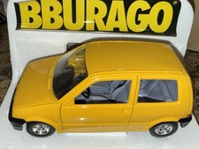 Modellino auto d'epoca pressofuso 1/24 Bburago Fiat Cinquecento giallo Italia