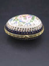 Portagioie a forma di uovo da