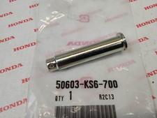 Axe de repose pieds avant pour