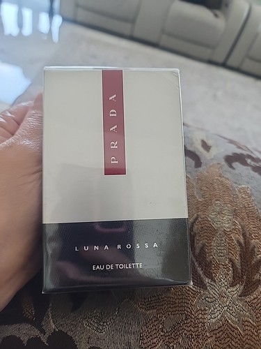 Prada luna rossa - luna,