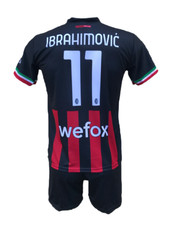 COMPLETO IBRAHIMOVIC MILAN UFFICIALE 22/23 Uomo Bambino MAGLIA 11 PANTALONCINI