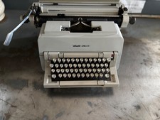 Macchina da scrivere Olivetti