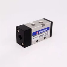 1PZ NUOVO ADATTO PER SHAKO