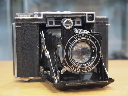 Carl zeiss super - carl,