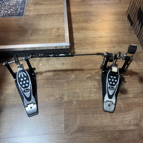 Pedale batteria doppio basso