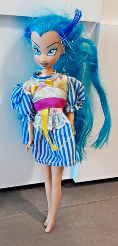 Bambola winx club trix - trix, icy