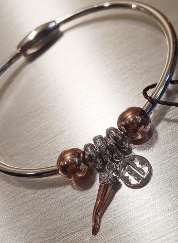 Bracciale boccadamo con charm - con,