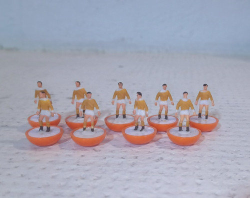 Subbuteo hybrid ref 13 - subbuteo, ref.
