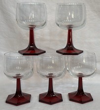 Set 5 bicchieri da vino metà secolo Luminarc France gambo rosso rubino base esagonale 5,5"