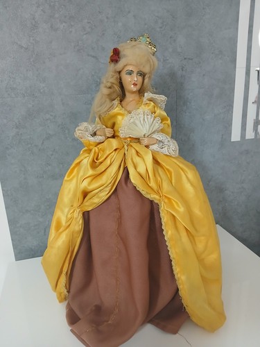 Antica bambola dama lampada - antica,