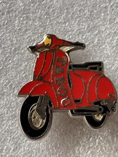 Broche Brooch Pin Vespa Tabou