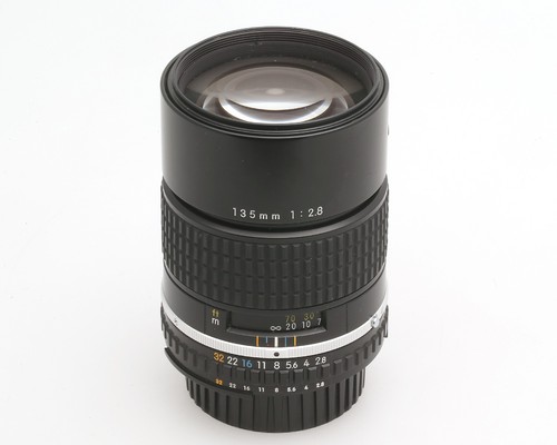 Obiettivo nikon serie - serie, e