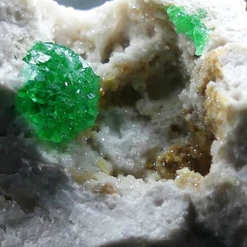 Gemma ambita verde - -, cristalli