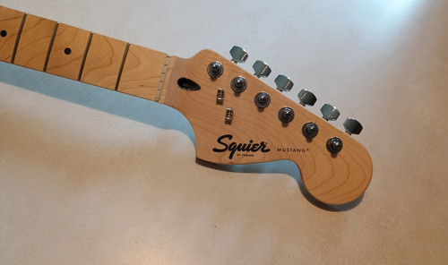 Scatola aperta fender - aperta,