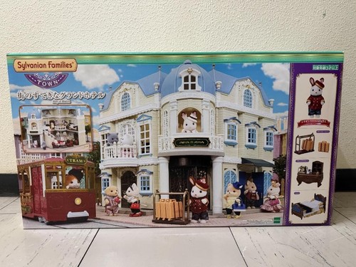Sylvanian families grand hotel - families,