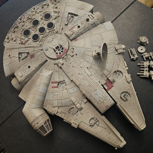 Star wars millennium falcon - star,