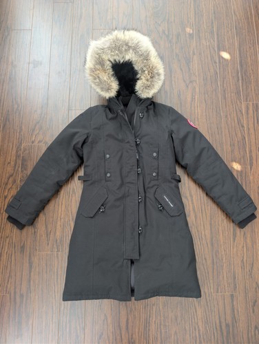 Authentic canada goose - authentic,