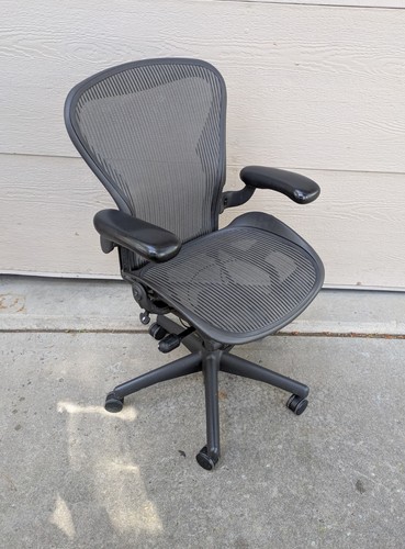Herman miller aeron - herman, ergonomic