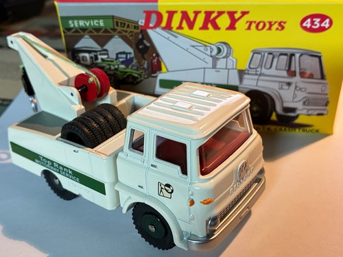 Dinky toys bedford t k - toys, t.k