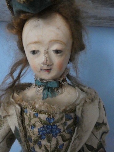 Antique wooden mannequin - ,