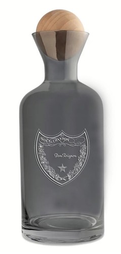 Dom perignon champagne - dom, carafe