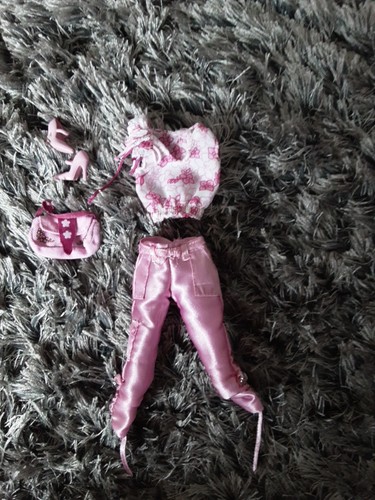 Vêtements barbie fashion - vêtements,