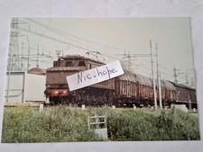 Fotografia Locomotore Elettrico FS E 626.447 in testa ad un convoglio merci 