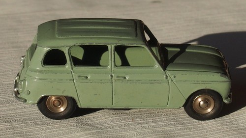 Renault 4l dinky - renault,
