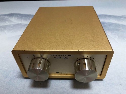 Preamplificatore attenuatore