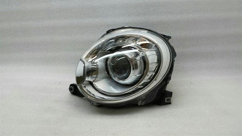 Faro proiettore anteriore