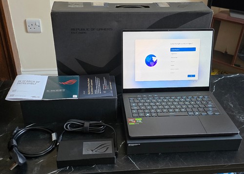 Asus rog zephyrus - zephyrus, 2025