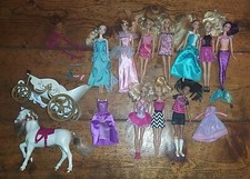 Barbie Lotto Elsa Frozen Carrozza Cavallo Calcio accessori vestiti capelli ok