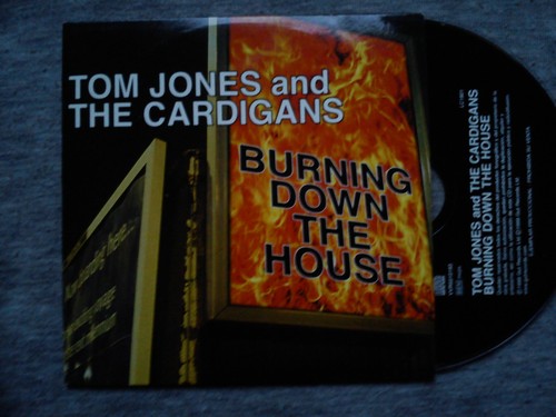 Tom jones and the cardigans - jones,