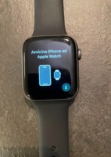 Apple Watch Series 5 44mm Cassa in alluminio color grigio siderale con Cinturino